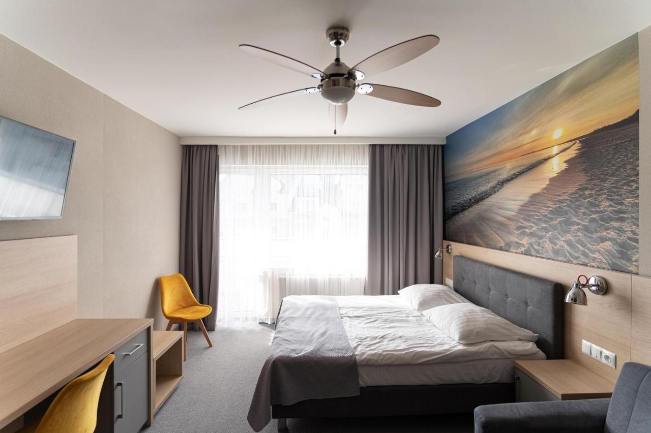 Hotel La Siesta & Medical Spa ยาสต์เชอเบีย กูรา ภายนอก รูปภาพ