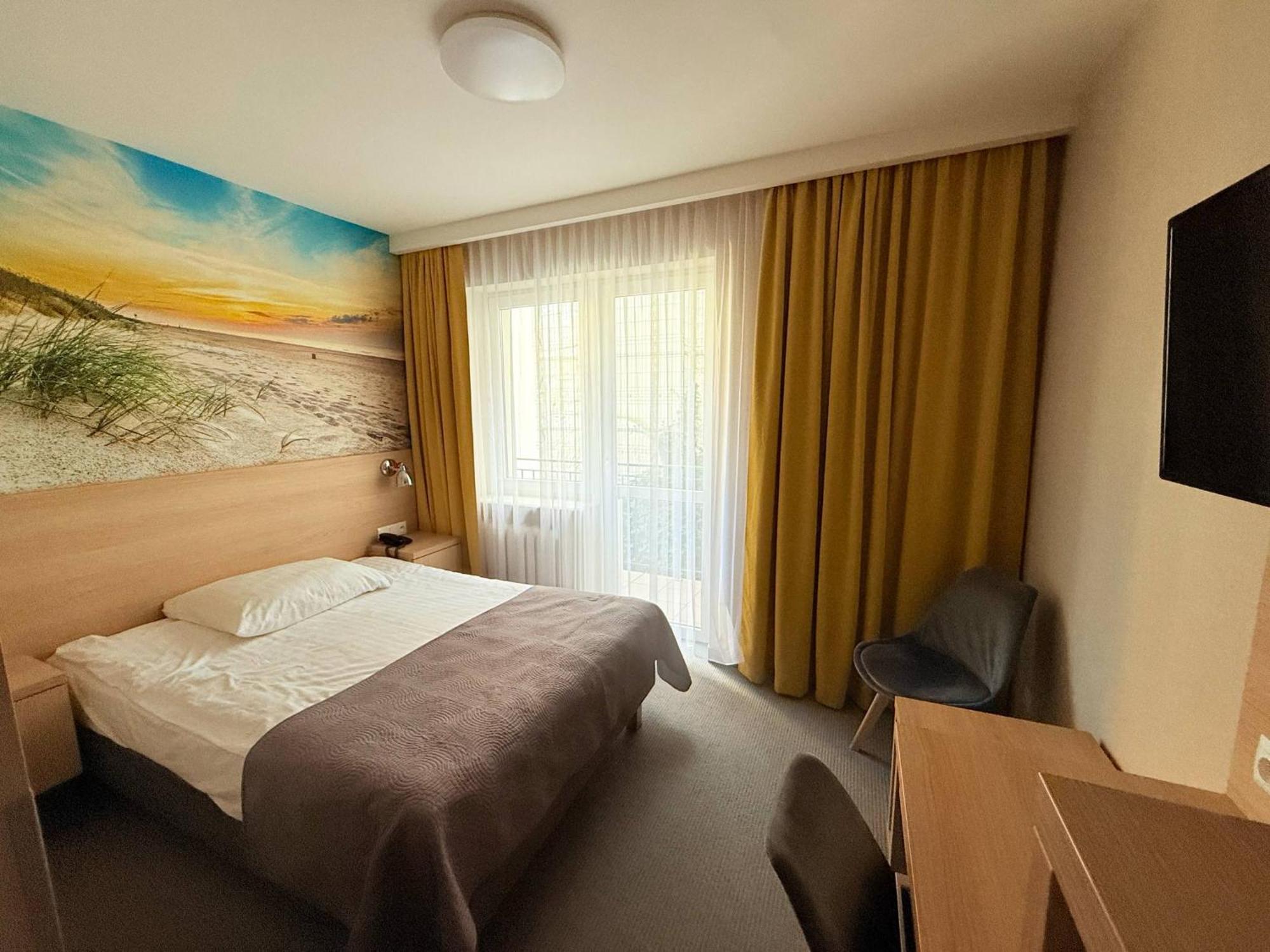 Hotel La Siesta & Medical Spa ยาสต์เชอเบีย กูรา ภายนอก รูปภาพ