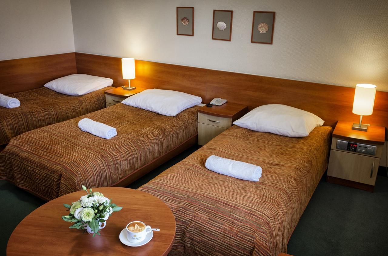 Hotel La Siesta & Medical Spa ยาสต์เชอเบีย กูรา ภายนอก รูปภาพ
